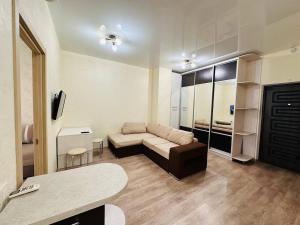 Arcadia Pearl Up to 6 seats