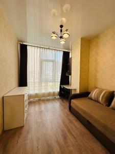 Arcadia Pearl Up to 6 seats