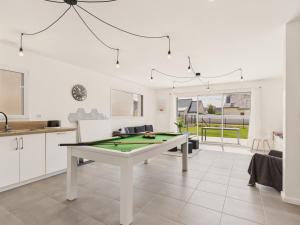 Maisons de vacances Maison familiale pour 10 a Frehel avec jardin : photos des chambres