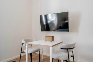 Blueground Prague 7 renovated Letná park PRG-50