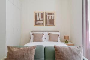 Blueground Prague 7 renovated Letná park PRG-50