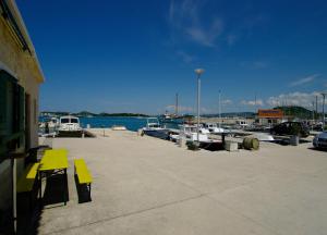 Murter Lungo Mare id400