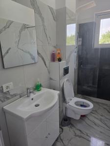 Jessy - Jes Lux Apartments Free Private Parking