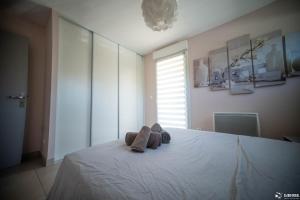 Maisons de vacances Les Iris : photos des chambres