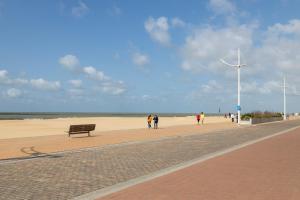 Spacious family flat near the beach (6-8 pers)