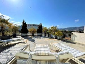 ST-30 Studio climatisé en dernier étage avec piscine en résidence