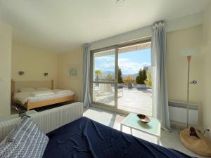 ST-30 Studio climatisé en dernier étage avec piscine en résidence