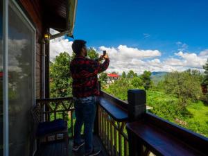 The Hosteller Kasar Devi