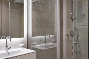 Prestige Lifestyle 3bd Apt in Kolonaki