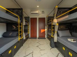 The Hosteller Goa, Mandrem