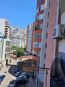 Сдается 3-комнатная квартира в центре