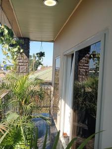4BR Solar Powered, Starlink & Swimming Pool