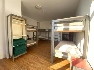 Auberges de jeunesse AuxR Etape La Maison du Randonneur : photos des chambres