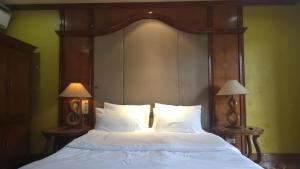 Hassan Sisters EnSuites