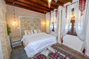 Sultana Downtown Cairo Hot Tub Retreat