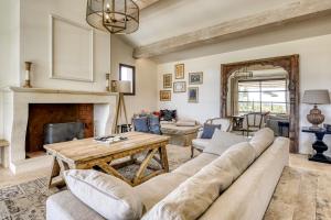 Villas Villa Les Escapades d-Adrien, piscine, climatisation : photos des chambres