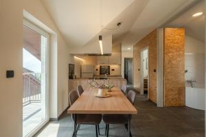 Holiday Home Lukc with free parking