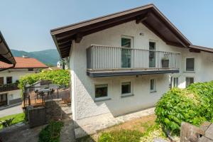 Holiday Home Lukc with free parking