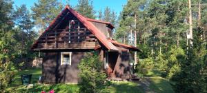 Sinilille suvemaja saunaga