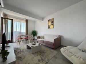 SOHO Apartment - City View with Rooftop Garden