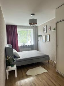 Middle street apartment