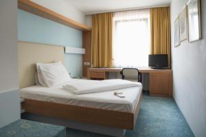 Standard Single Room room in Dom Hotel