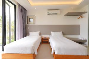 Biệt thự mặt tiền biển Saint Simeon Resort