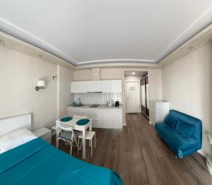 Апартаменты на берегу черного моря