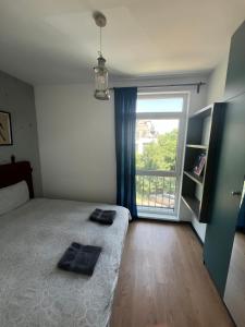 La perla vintage flat