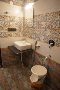 The Oak & Lake View Resort By Mind My Trip