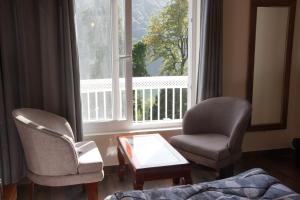 The Oak & Lake View Resort By Mind My Trip