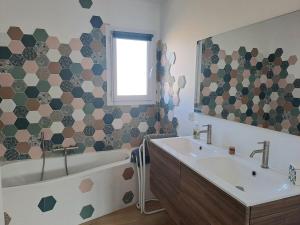 La Pietà Villa with pool for 6 people