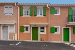Maisons de vacances 70m2, piscine , 2 chambres : photos des chambres