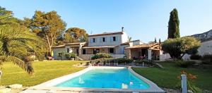 le mas du luberon rouge