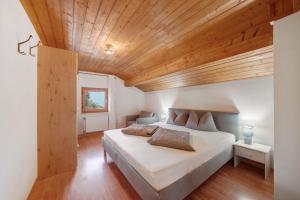 Ferienwohnung Bergblick-schlosshof