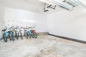 Pet Friendly Beach Retreat On 30A - Sleeps 14