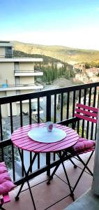 50m des cures joli studio Sophie avec coin nuit totalement relooké balcon wifi parking vue dégagée