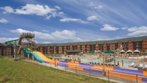 Apartment room in Wyndham Glacier Canyon 1BR Apartment with Resort Access