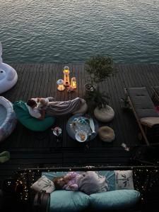 KaSper River House