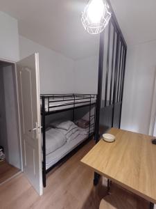 Appartements Studio chaleureux : photos des chambres