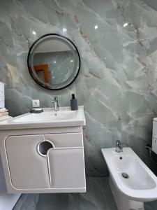 Family Apartment, Himare