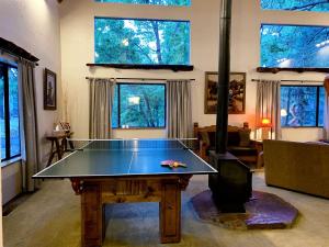 Luxury Hilltop Cabin Rental with Hot Tub Overlooking Forest in Flagstaff, Arizona