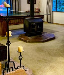 Luxury Hilltop Cabin Rental with Hot Tub Overlooking Forest in Flagstaff, Arizona