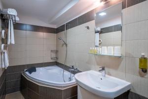 Deluxe Double Room room in Hotel u Ledu