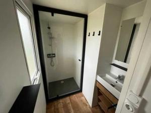 Campings Camping 2 etoiles - Piscine - ccb0fdi : photos des chambres
