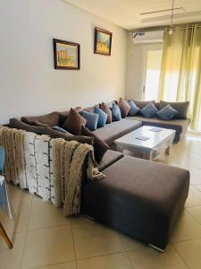 Charmant logement avec salon climatisé, à deux pas de BIM