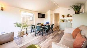 Whitemills Wake and Aqua Park Lodge