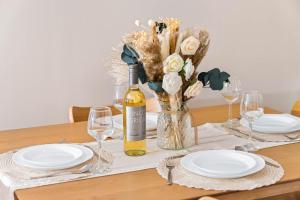 Luxury Apartment - Balcony - Fast WiFi - Netflix 313D