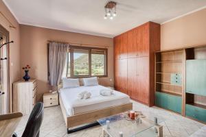 Antonelas Holiday Cottage in the countryside - Elevated View