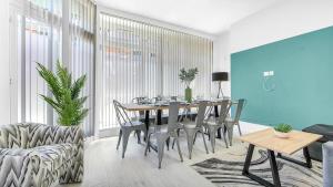 Your London Base 5BR Spacious Home for 11